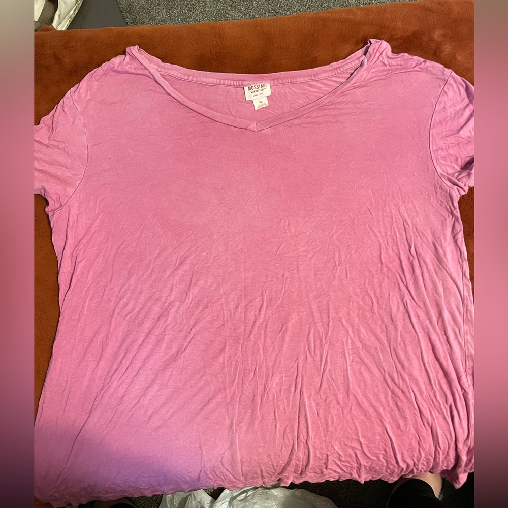 Pink tshirt